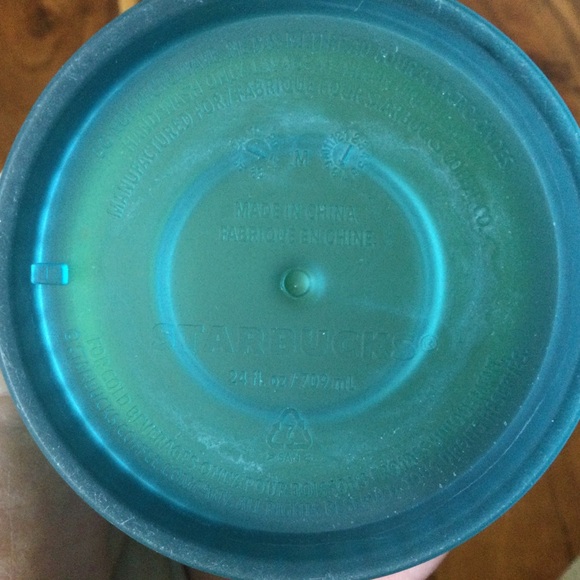 Starbucks Green Jelly Grid Tumbler 2022 Limited Edition 24 ounce - Picture 7 of 7